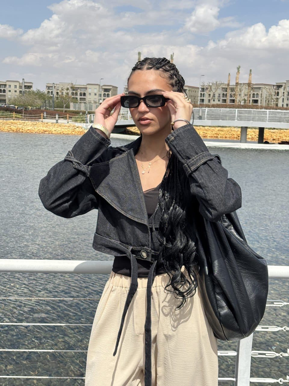 Black cropped belt-tie trench jacket