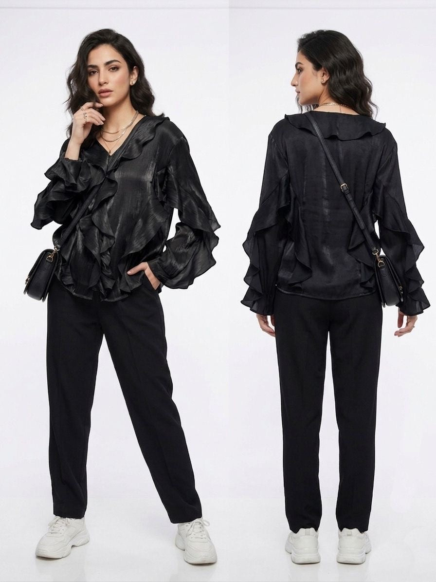 Black satin blouse one sizs