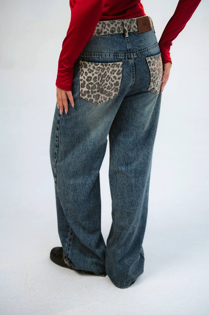 Leopard straight blue jeans