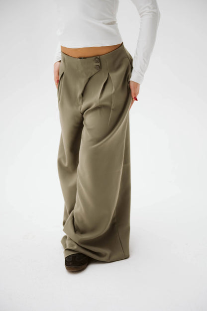 Olive tailored pants one size