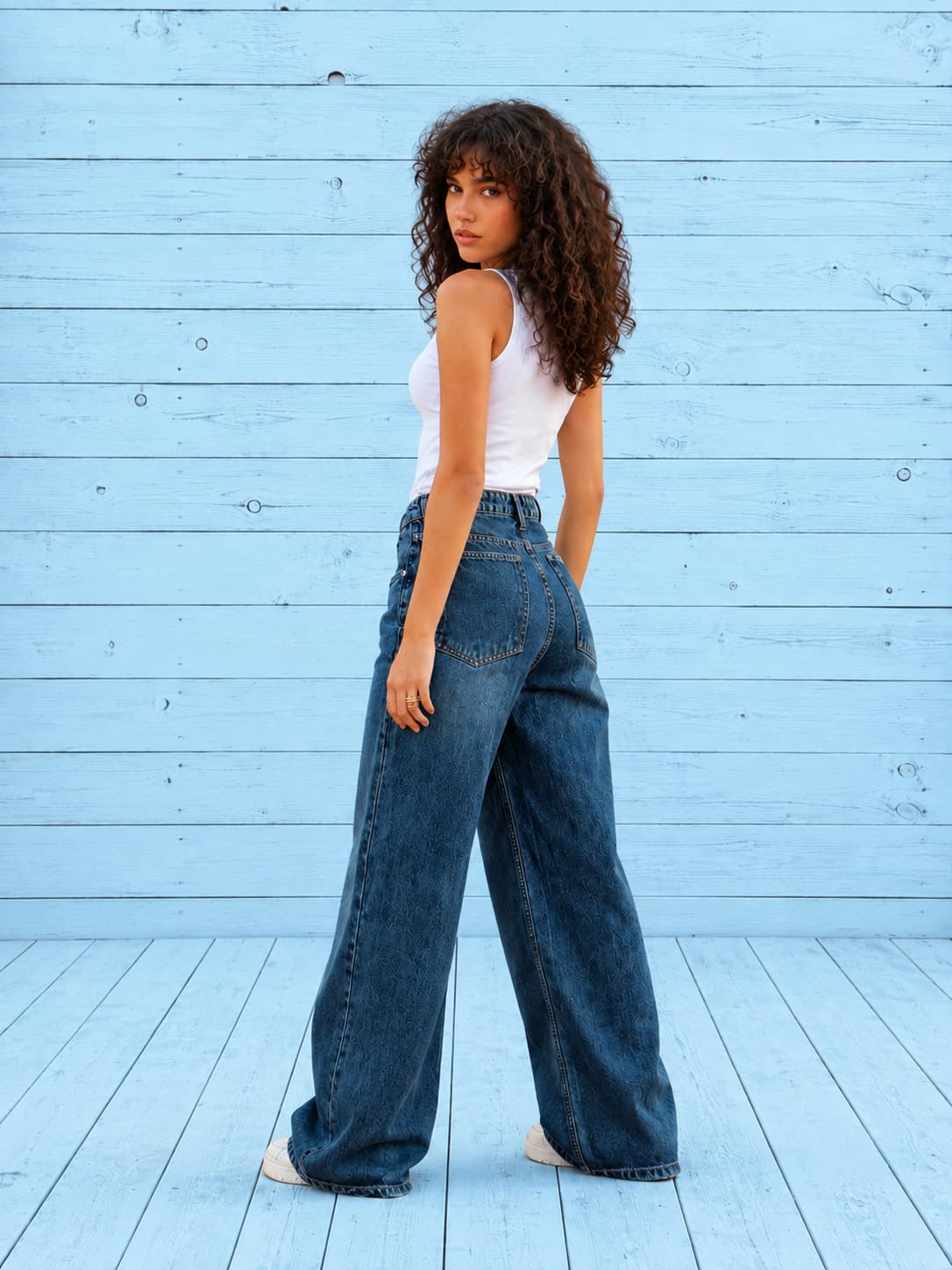 Urban Flow Wide-Leg Jeans