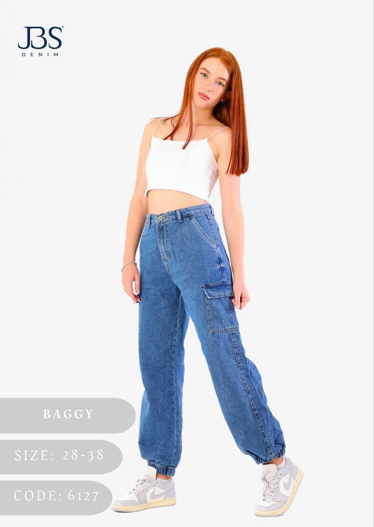 Baggy light blue denim