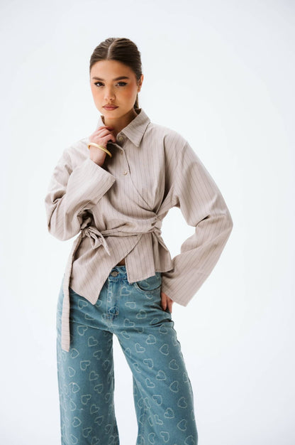 Beige buttoned blouse