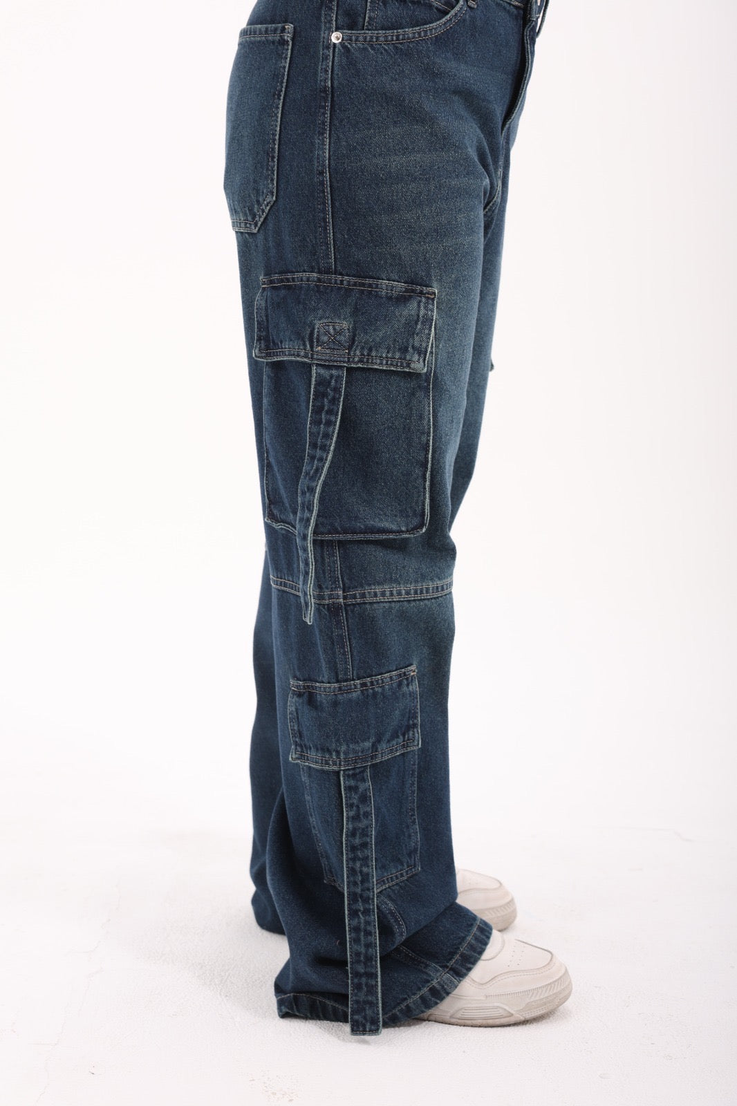 Cargo wide leg dirty blue jeans