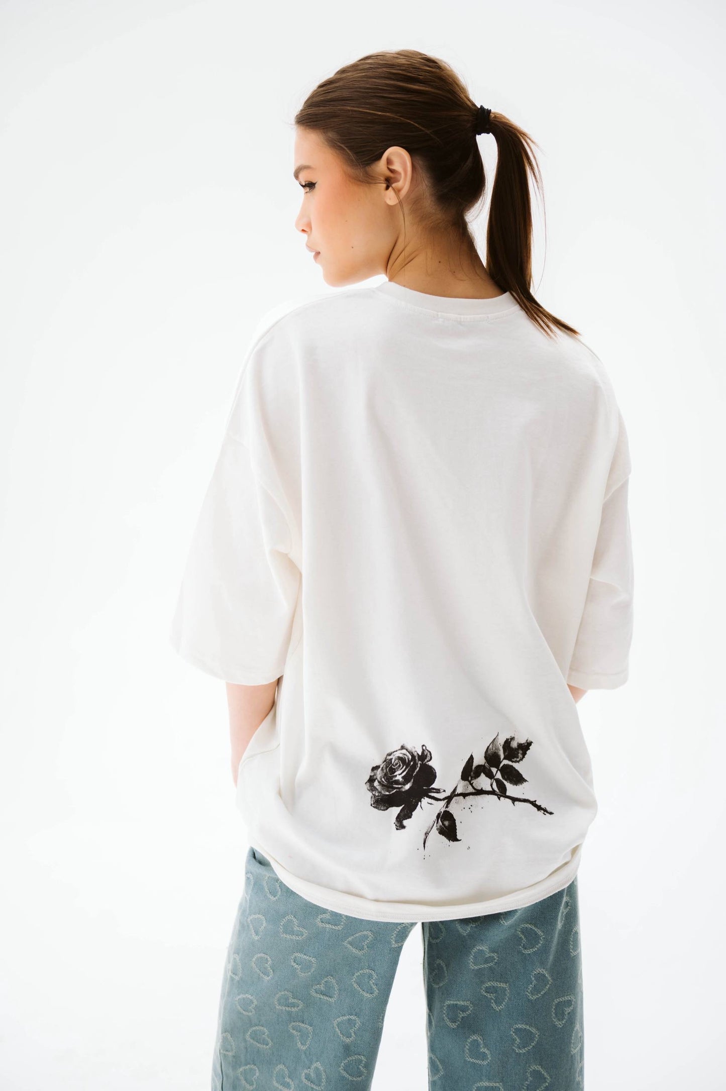 Rose white tshirt one size