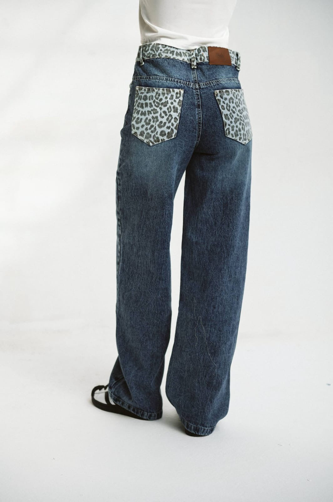 White leopard straight blue jeans