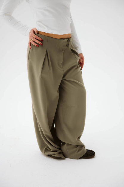 Olive tailored pants one size