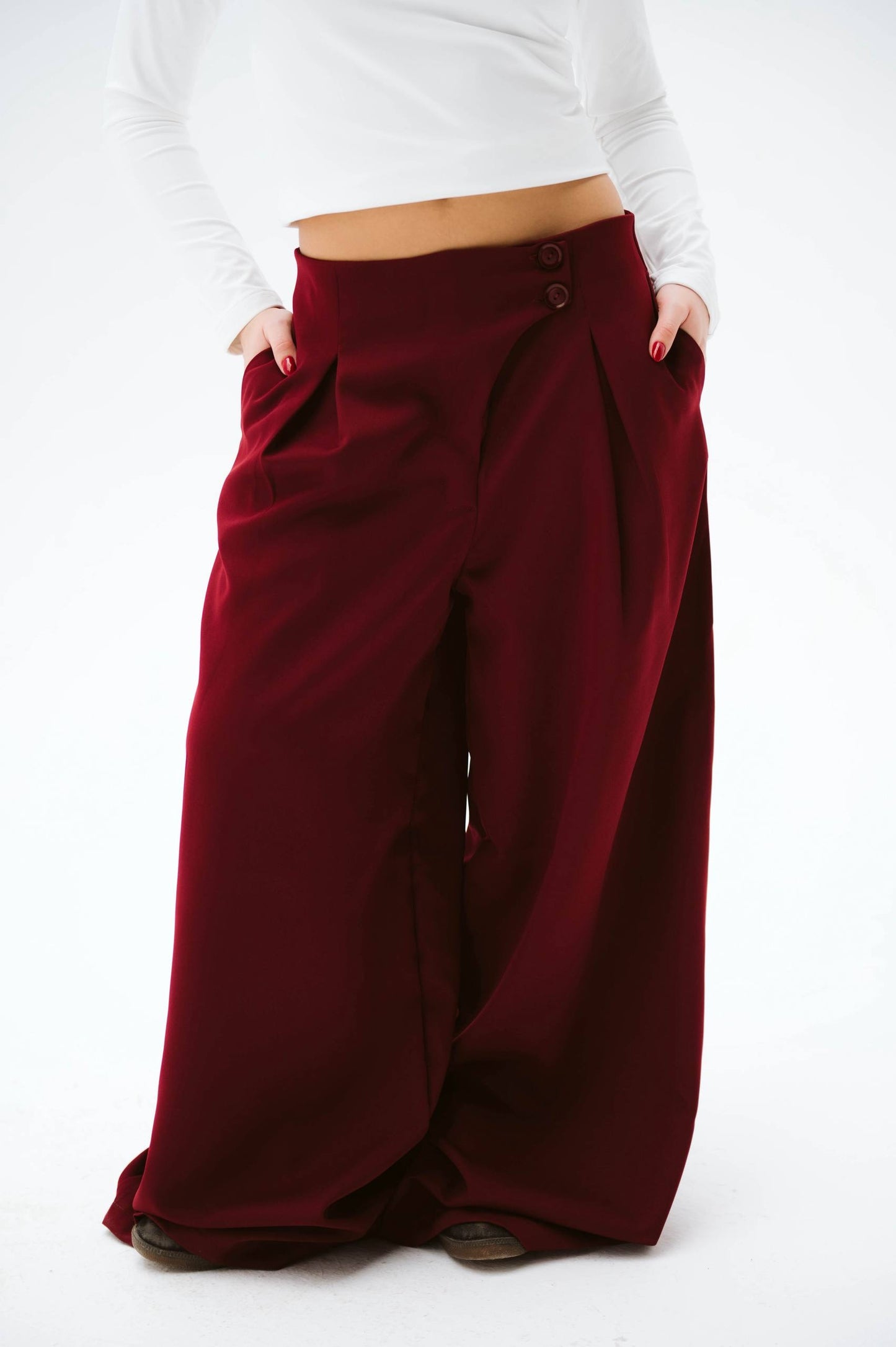 Tailored burgundy pants one size