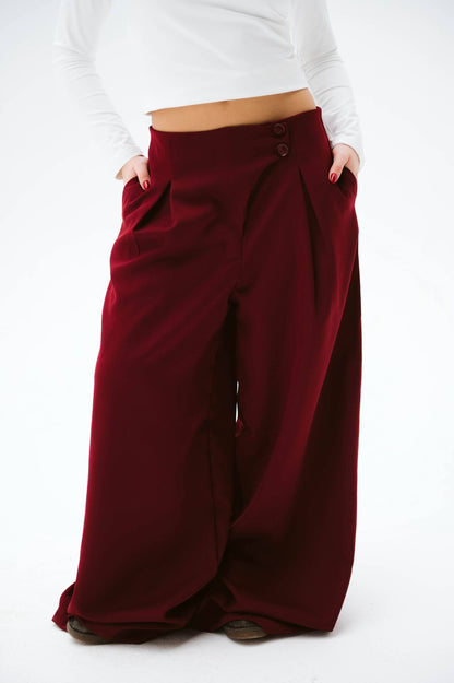 Tailored burgundy pants one size