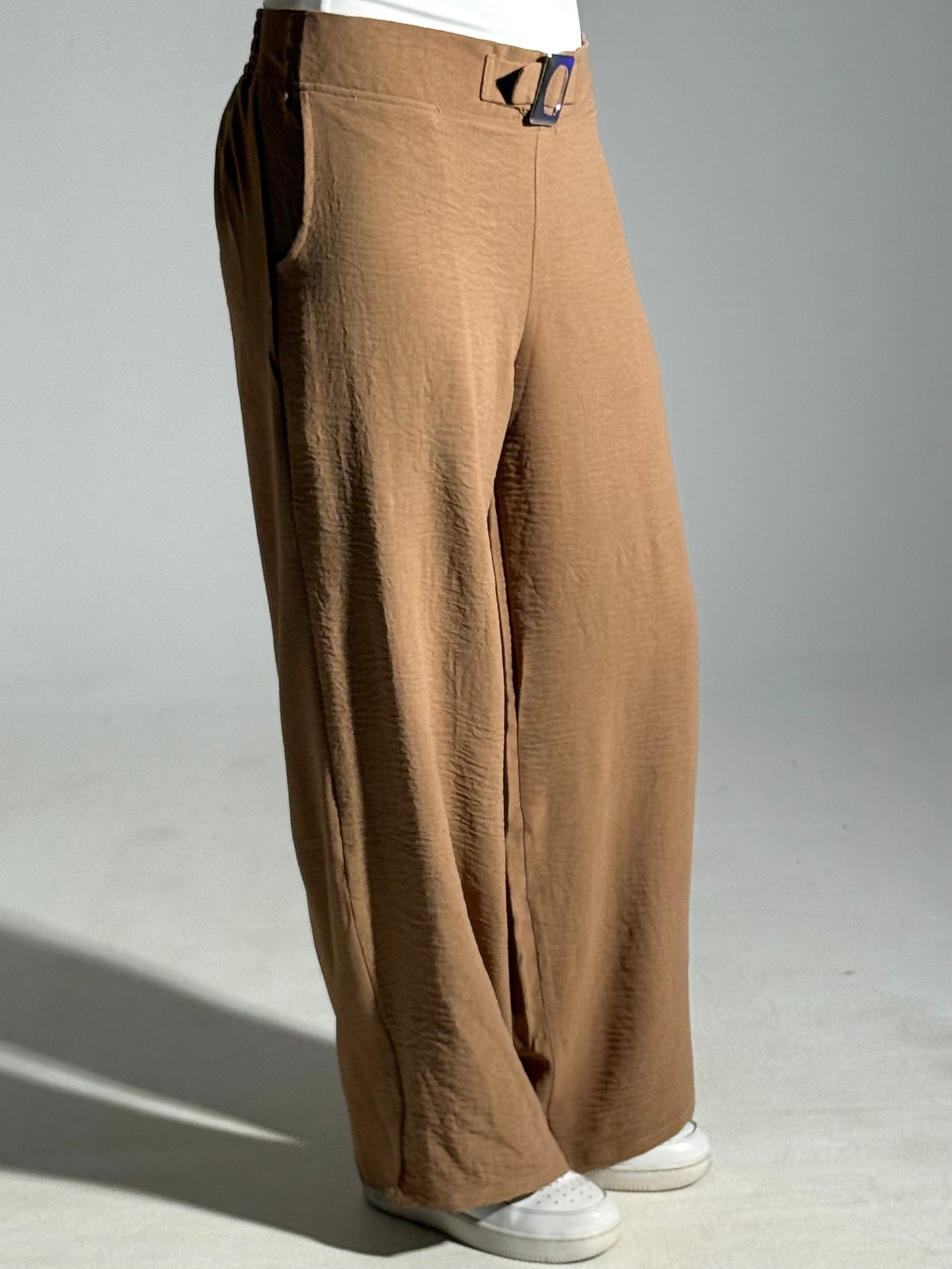 brown linen pants with belt