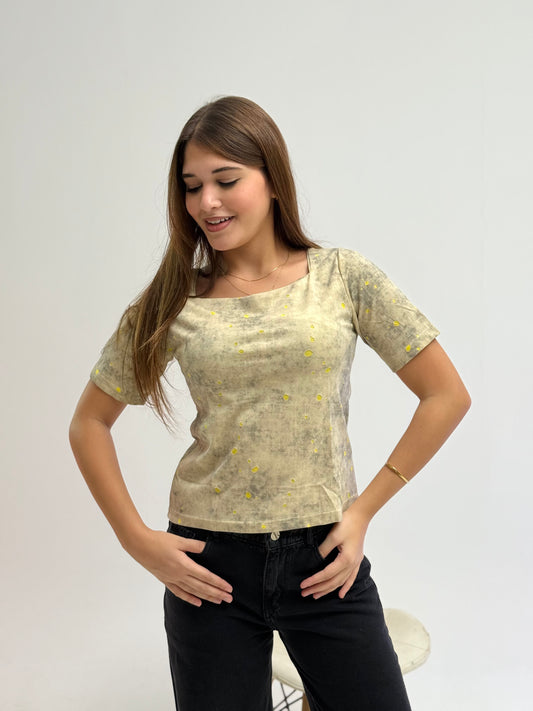 yellow short sleeved basic top