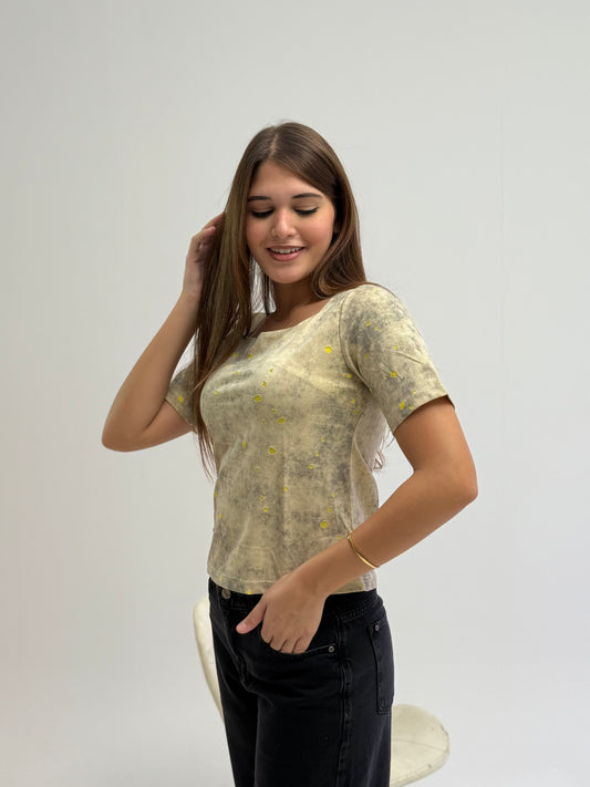 yellow short sleeved basic top